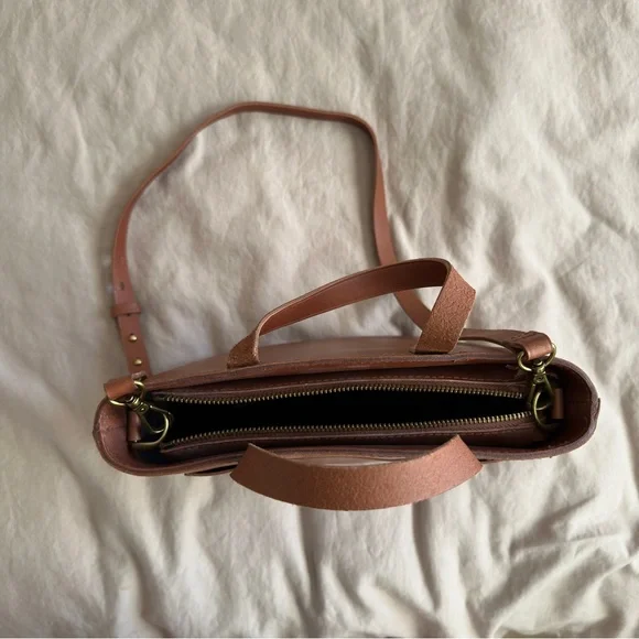 Madewell Small Transport Crossbody in English Saddle - Picture 8 of 10